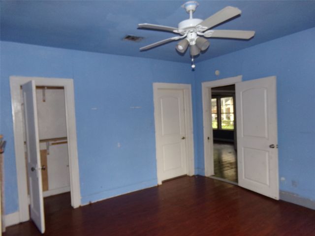 7415 Cortland Avenue, Dallas, TX 75235