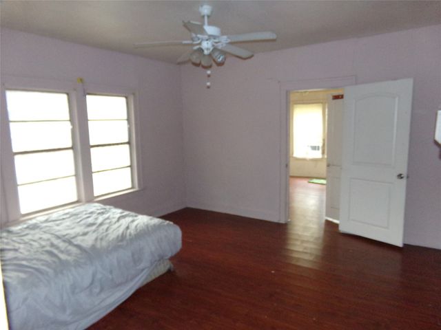 7415 Cortland Avenue, Dallas, TX 75235