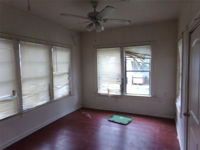 7415 Cortland Avenue, Dallas, TX 75235