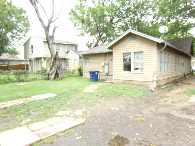 7415 Cortland Avenue, Dallas, TX 75235