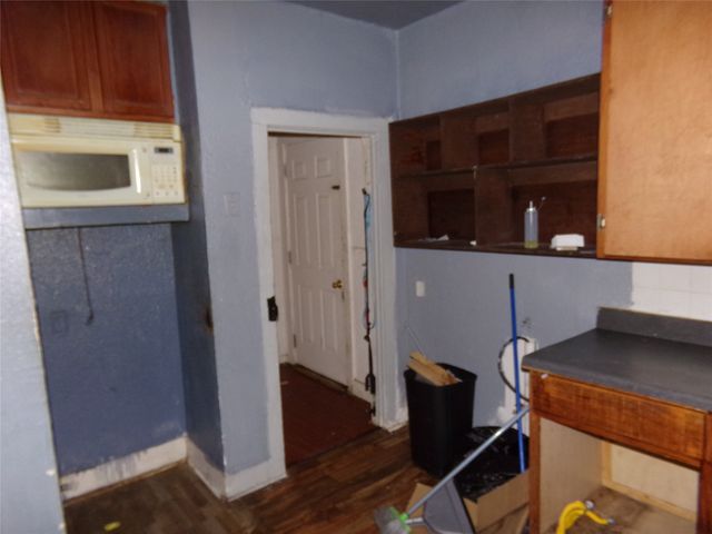 7415 Cortland Avenue, Dallas, TX 75235