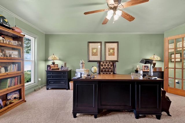 N6W31264 Alberta DRIVE, Delafield, WI 53018
