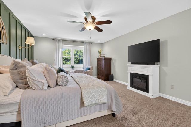 N6W31264 Alberta DRIVE, Delafield, WI 53018