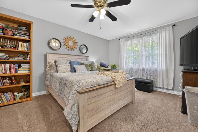 N6W31264 Alberta DRIVE, Delafield, WI 53018