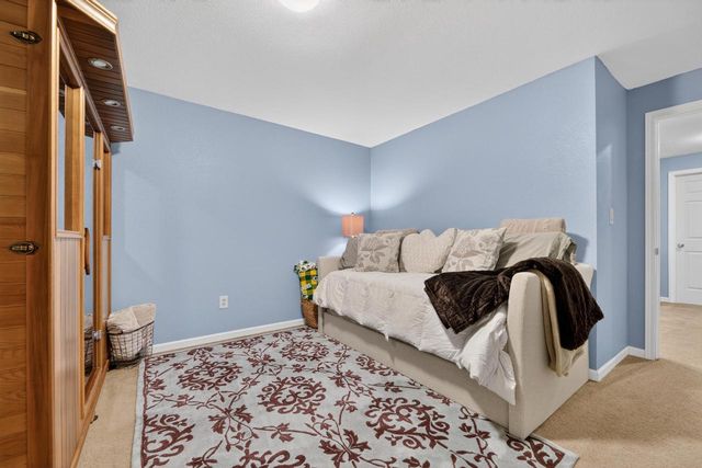 N6W31264 Alberta DRIVE, Delafield, WI 53018
