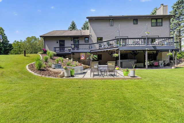 N6W31264 Alberta DRIVE, Delafield, WI 53018