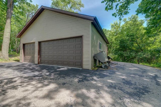 N6W31264 Alberta DRIVE, Delafield, WI 53018