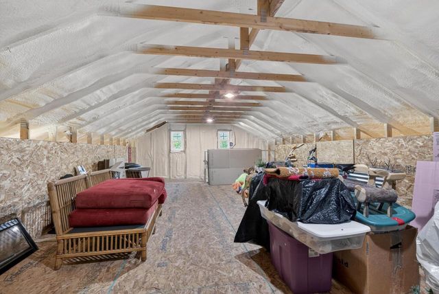 N6W31264 Alberta DRIVE, Delafield, WI 53018