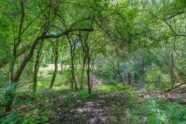 N6W31264 Alberta DRIVE, Delafield, WI 53018