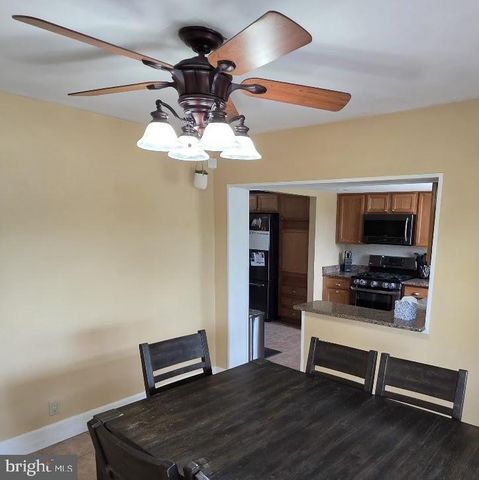 4903 ERIE RD, Harrisburg, PA 17111