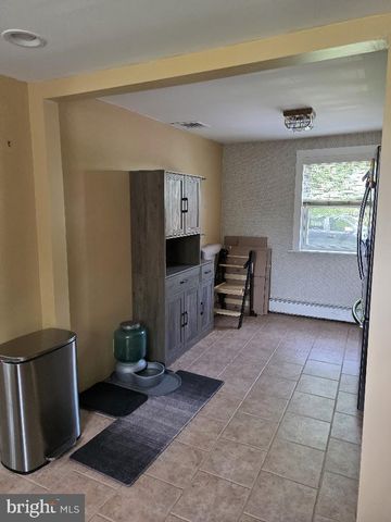 4903 ERIE RD, Harrisburg, PA 17111