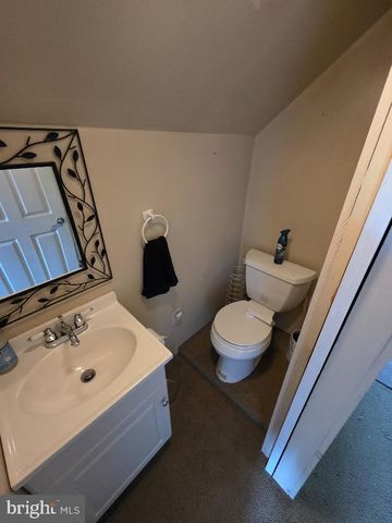 4903 ERIE RD, Harrisburg, PA 17111