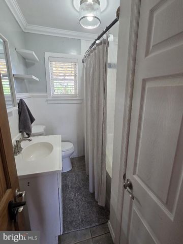 4903 ERIE RD, Harrisburg, PA 17111