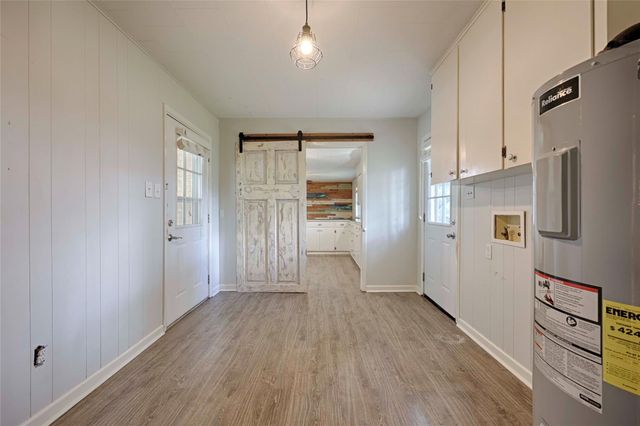 705 S La Grange Street, Flatonia, TX 78941