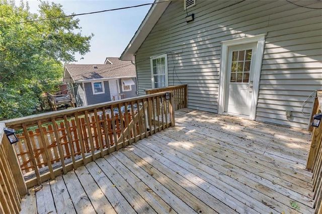 1511 E 49th Street, Kansas City, MO 64110