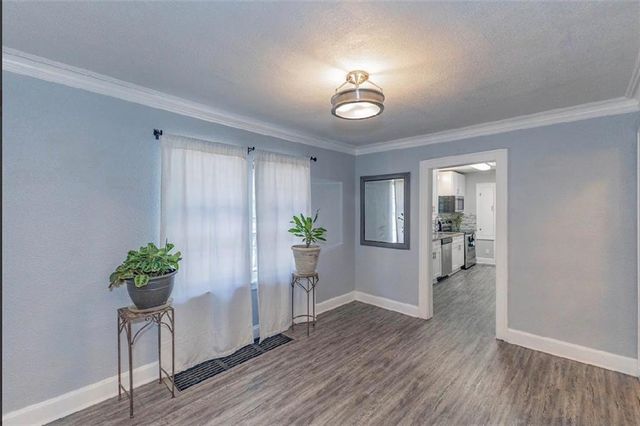 1511 E 49th Street, Kansas City, MO 64110