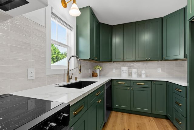 5411 State Ave, Sacramento, CA 95819