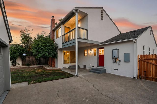 5411 State Ave, Sacramento, CA 95819