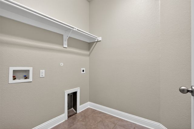 2051 Avondown Road, Forney, TX 75126