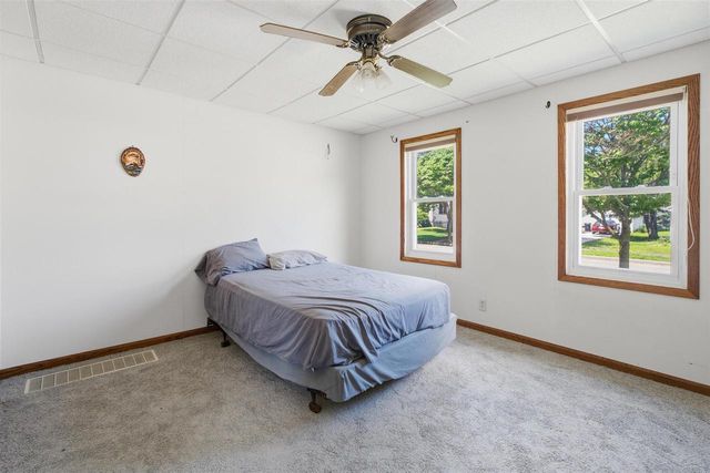 915 W HAWES AVENUE, Appleton, WI 54914