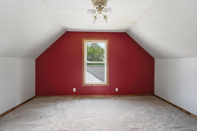 915 W HAWES AVENUE, Appleton, WI 54914