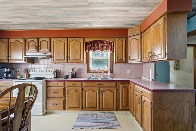 915 W HAWES AVENUE, Appleton, WI 54914