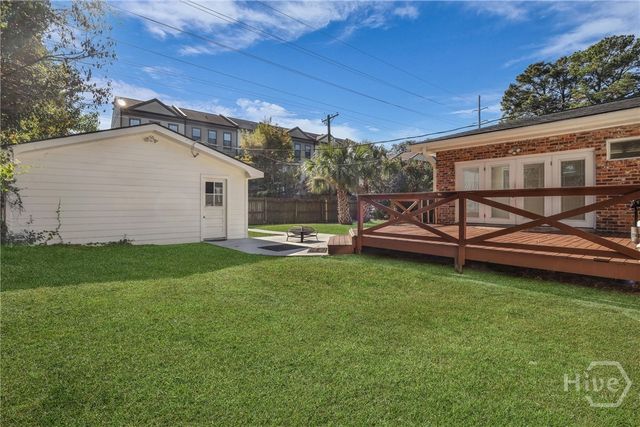 115 E 60th Street, Savannah, GA 31405