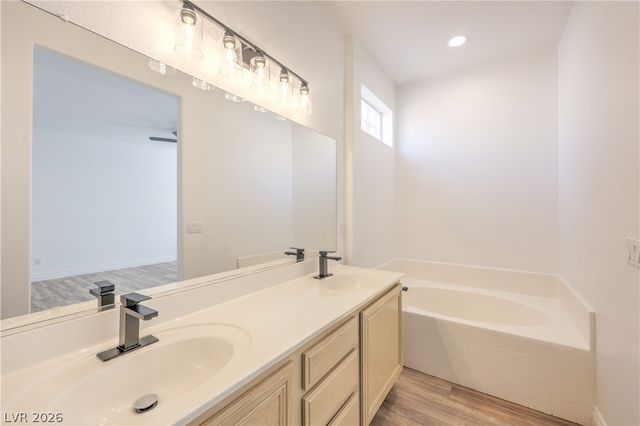 258 Casa Robles Street, Henderson, NV 89012