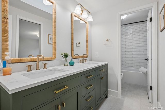 7121 E Hinsdale Place, Centennial, CO 80112