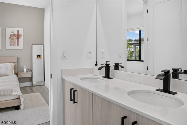 4978 Jovanne ST, Immokalee, FL 34142