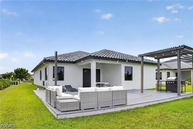 4978 Jovanne ST, Immokalee, FL 34142