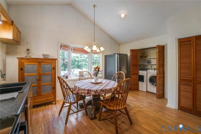 307 Whispering Pine Ln, Bumpass, VA 23024