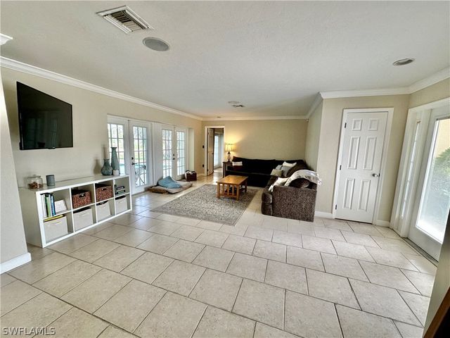 169 Baltusrol DR, Naples, FL 34113