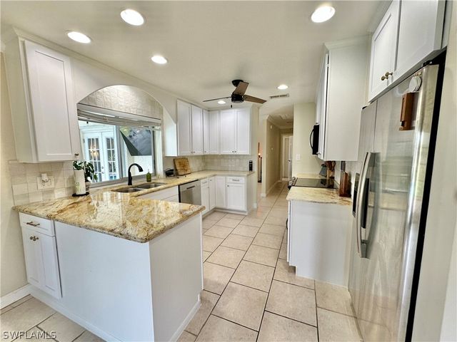 169 Baltusrol DR, Naples, FL 34113