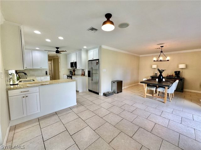 169 Baltusrol DR, Naples, FL 34113