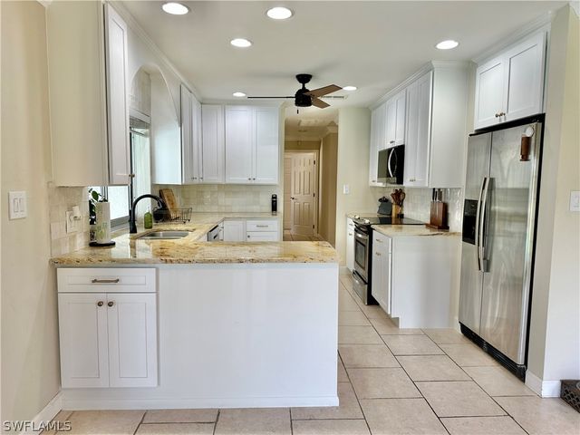 169 Baltusrol DR, Naples, FL 34113