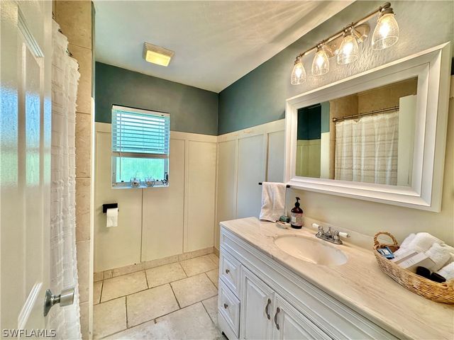 169 Baltusrol DR, Naples, FL 34113