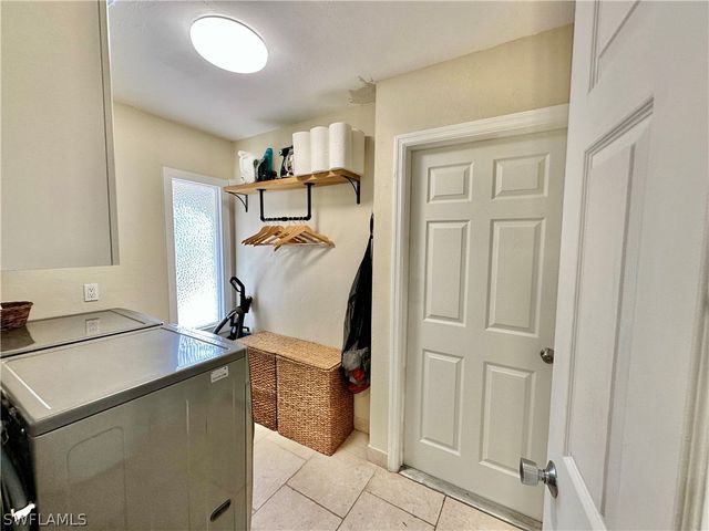 169 Baltusrol DR, Naples, FL 34113