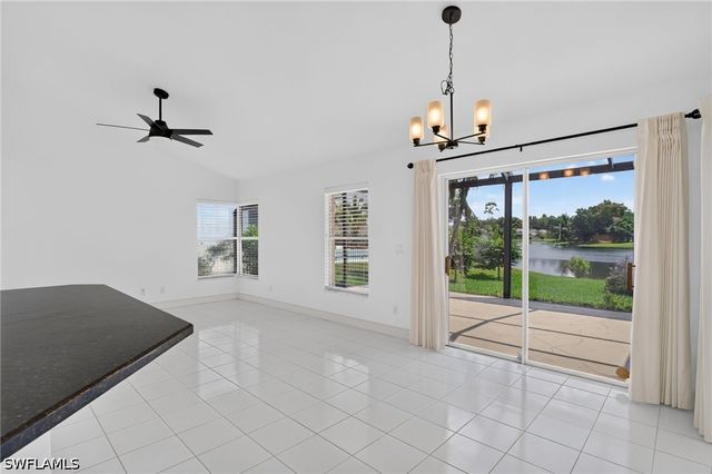 2126 E Crown PT, Naples, FL 34112