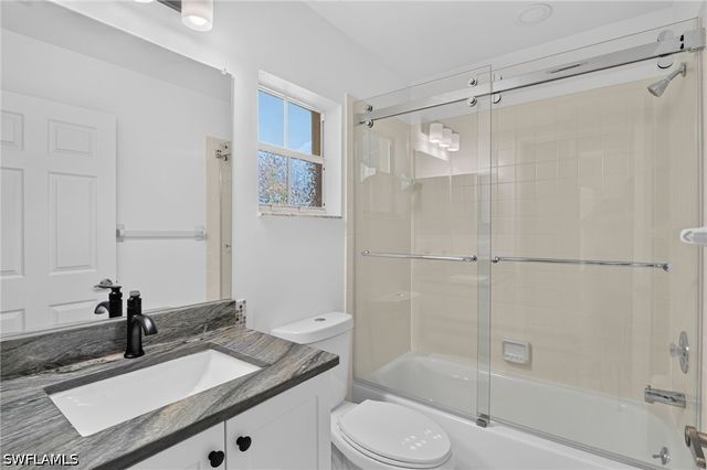 2126 E Crown PT, Naples, FL 34112