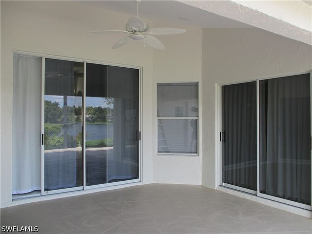 2126 E Crown PT, Naples, FL 34112