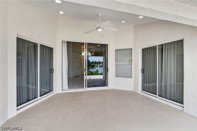 2126 E Crown PT, Naples, FL 34112