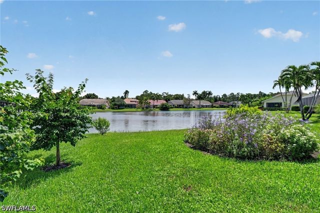 2126 E Crown PT, Naples, FL 34112