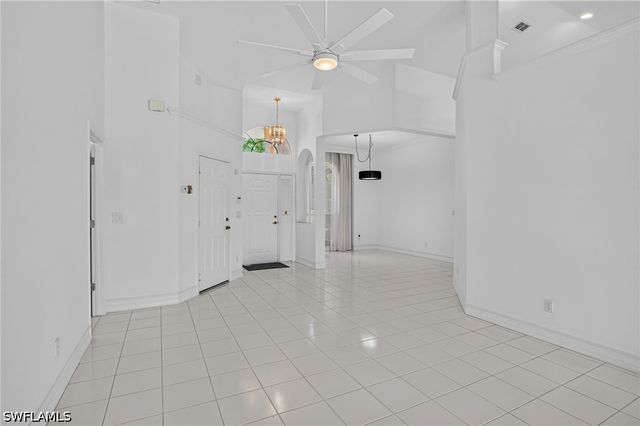 2126 E Crown PT, Naples, FL 34112