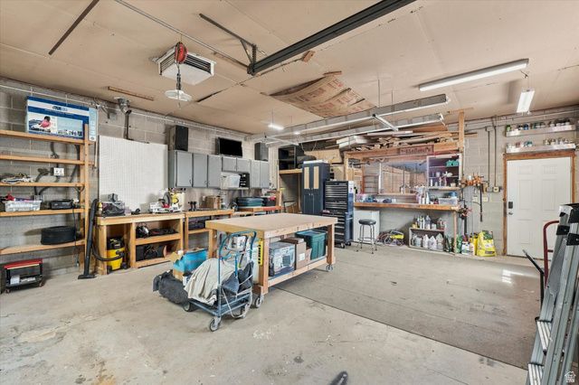 9728 S 1600 W, South Jordan, UT 84095