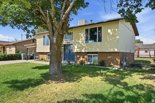 9728 S 1600 W, South Jordan, UT 84095