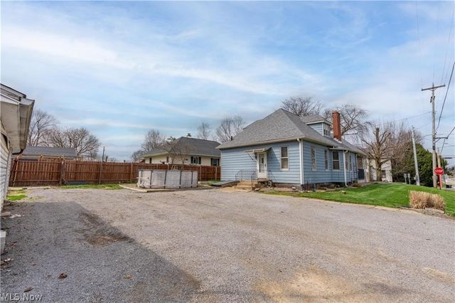 12020 Easton Street NE, Alliance, OH 44601