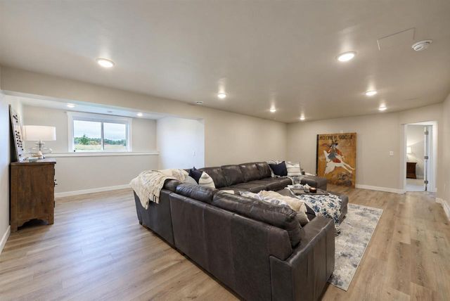 1768 STEINER LANE, Green Bay, WI 54313