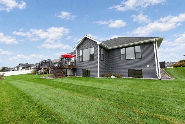1768 STEINER LANE, Green Bay, WI 54313