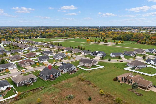 1768 STEINER LANE, Green Bay, WI 54313